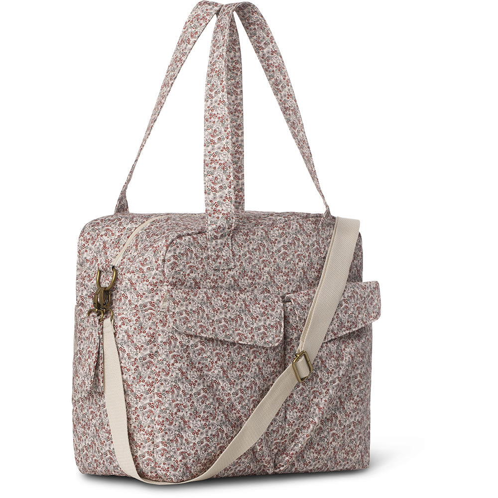 That's Mine Benne nursing bag - Bouquet rouge - Outer: 100% Recycled polyester Lining: 100% Polyester Buy Pusle & badetid||Pusle||Pusletasker||Nyheder||Alle||Forår & sommer '24 here.